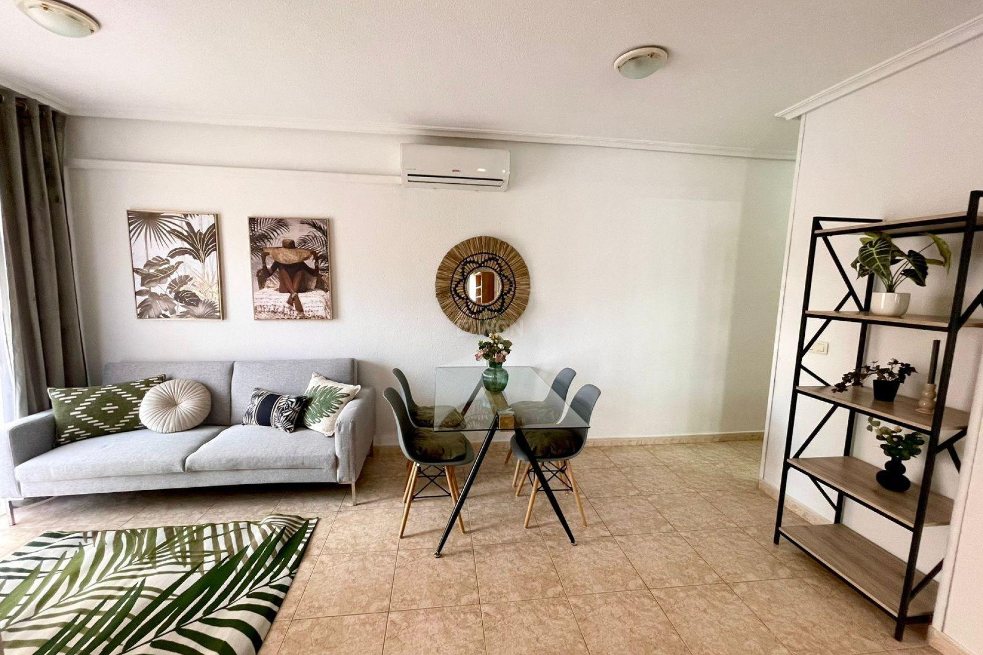 Wiederverkauf - Wohnung - Torrevieja - Centro