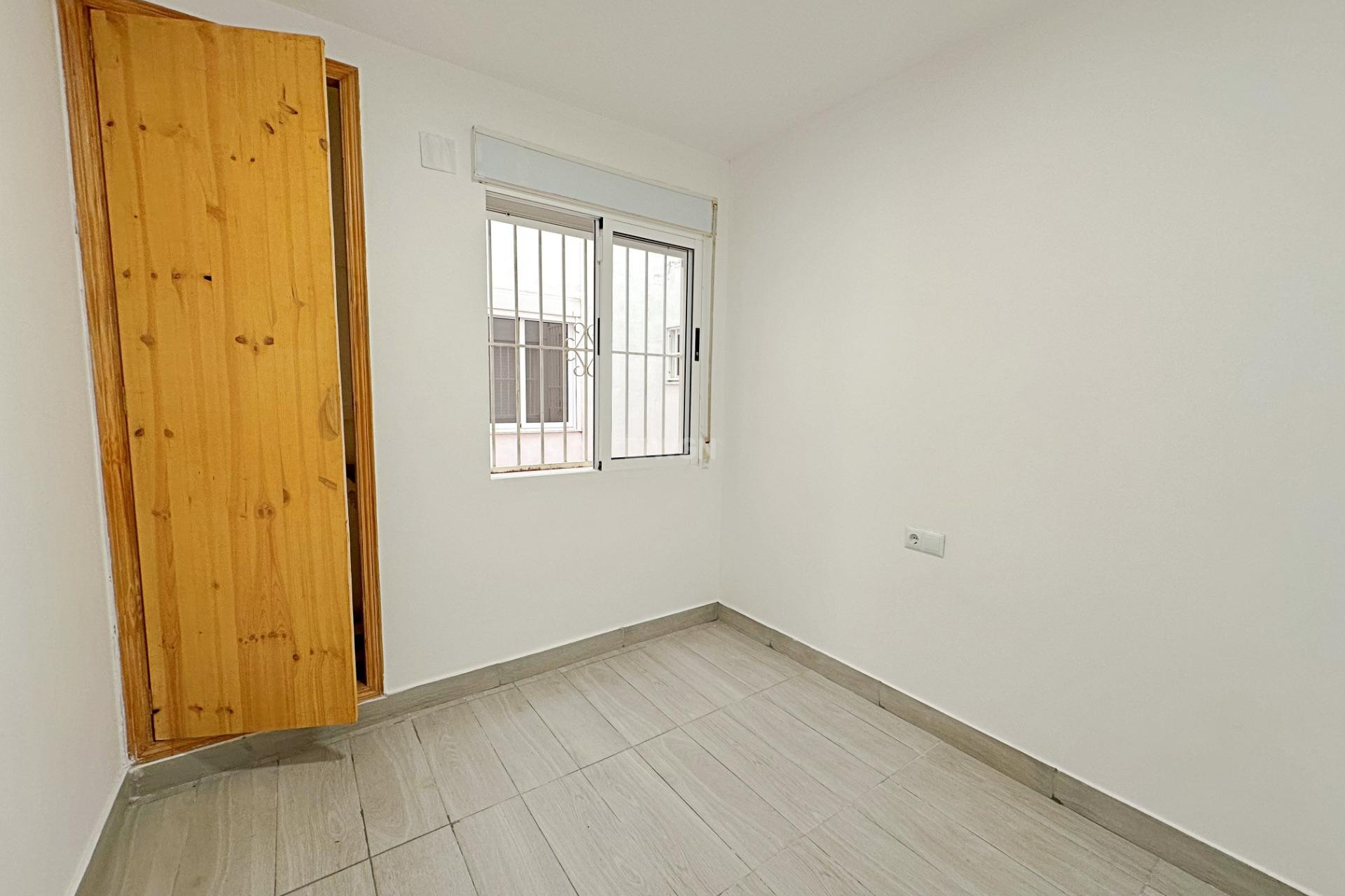 Wiederverkauf - Wohnung - Torrevieja - Centro