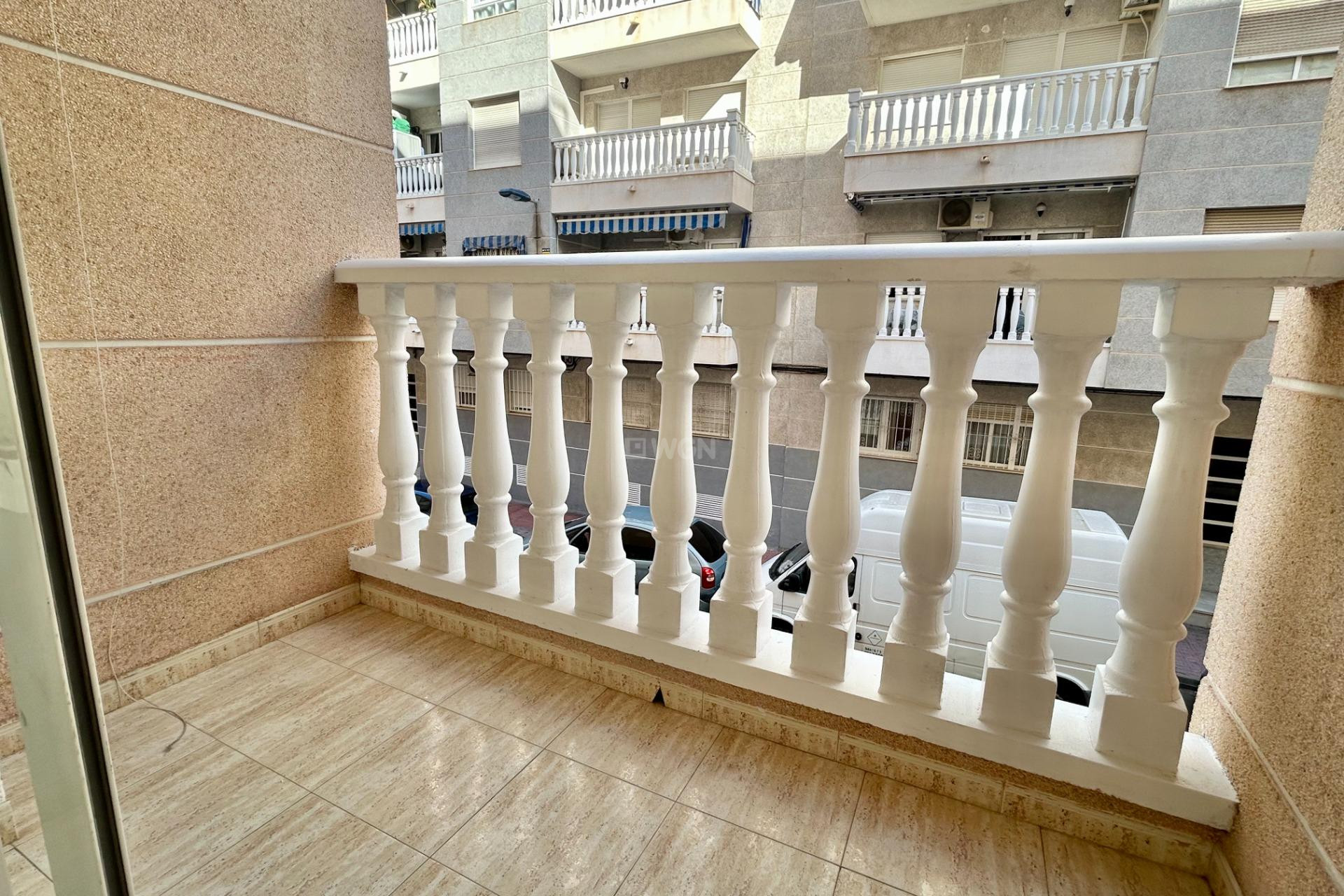 Wiederverkauf - Wohnung - Torrevieja - Estacion De Autobuses