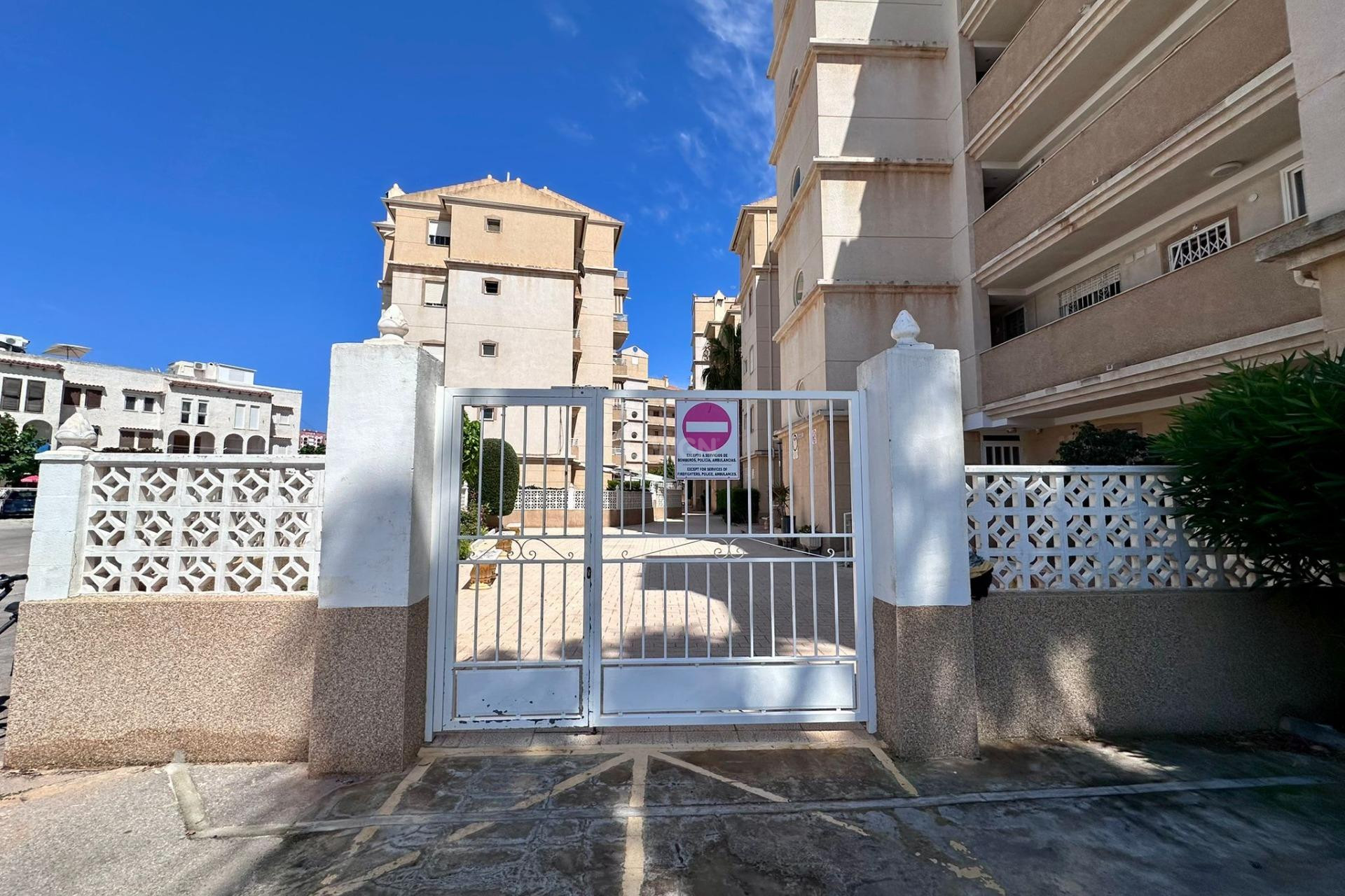 Wiederverkauf - Wohnung - Torrevieja - Habaneras