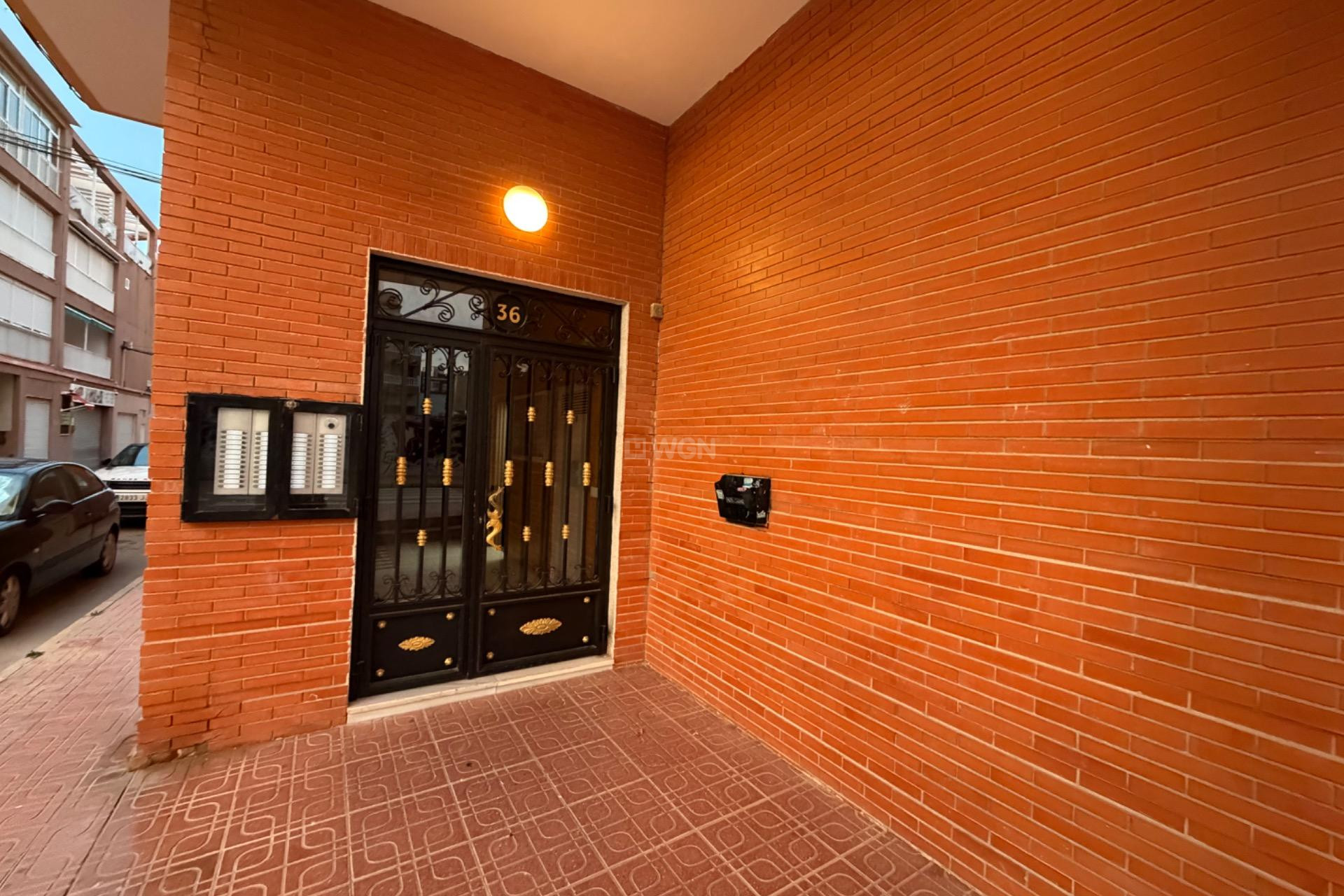 Wiederverkauf - Wohnung - Torrevieja - La Mata Pueblo