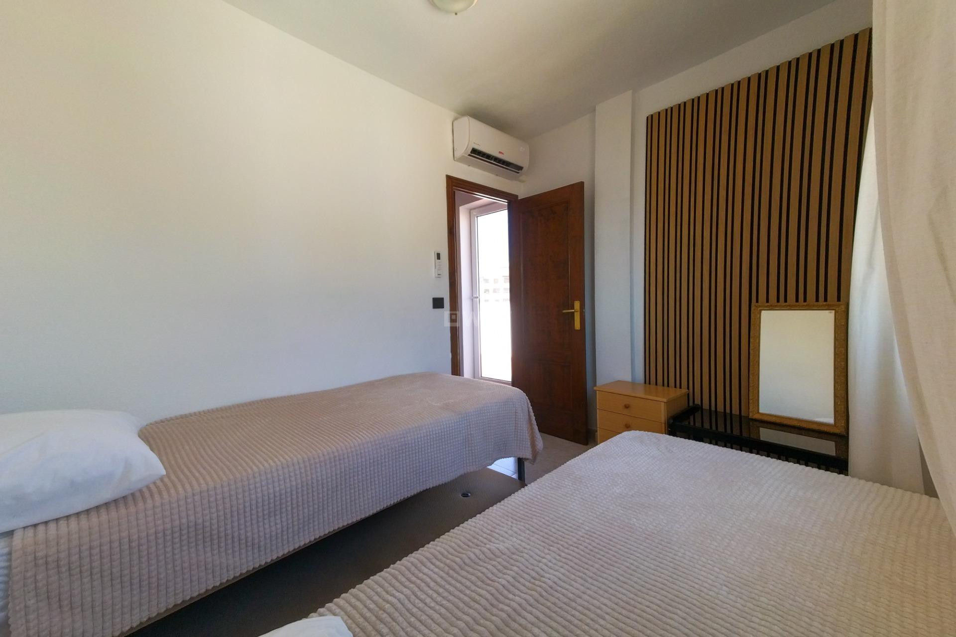 Wiederverkauf - Wohnung - Torrevieja - La Mata