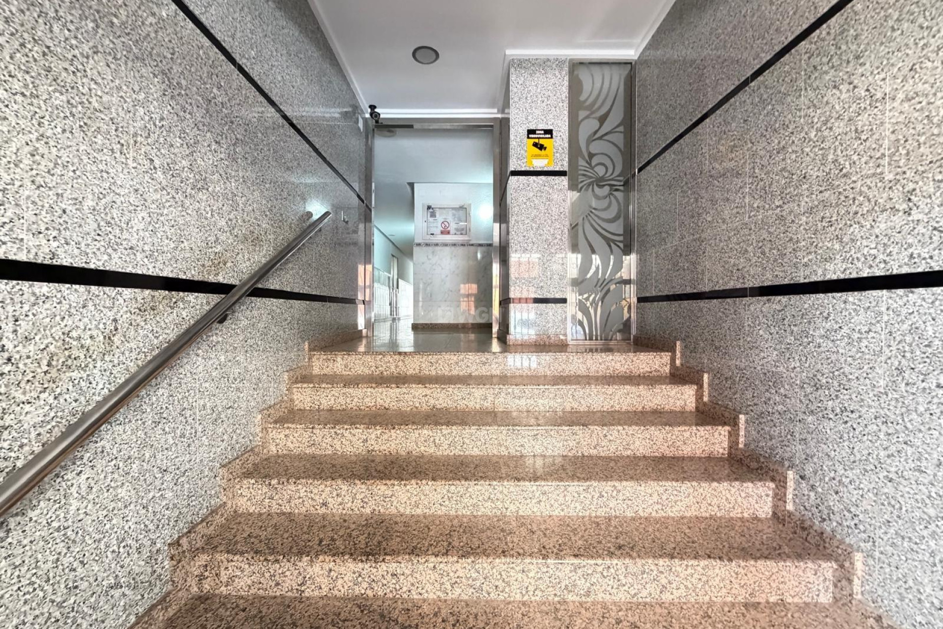 Wiederverkauf - Wohnung - Torrevieja - Las Piscinas Naturales
