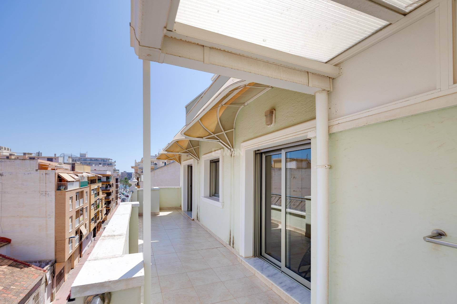 Wiederverkauf - Wohnung - Torrevieja - Paseo Maritimo