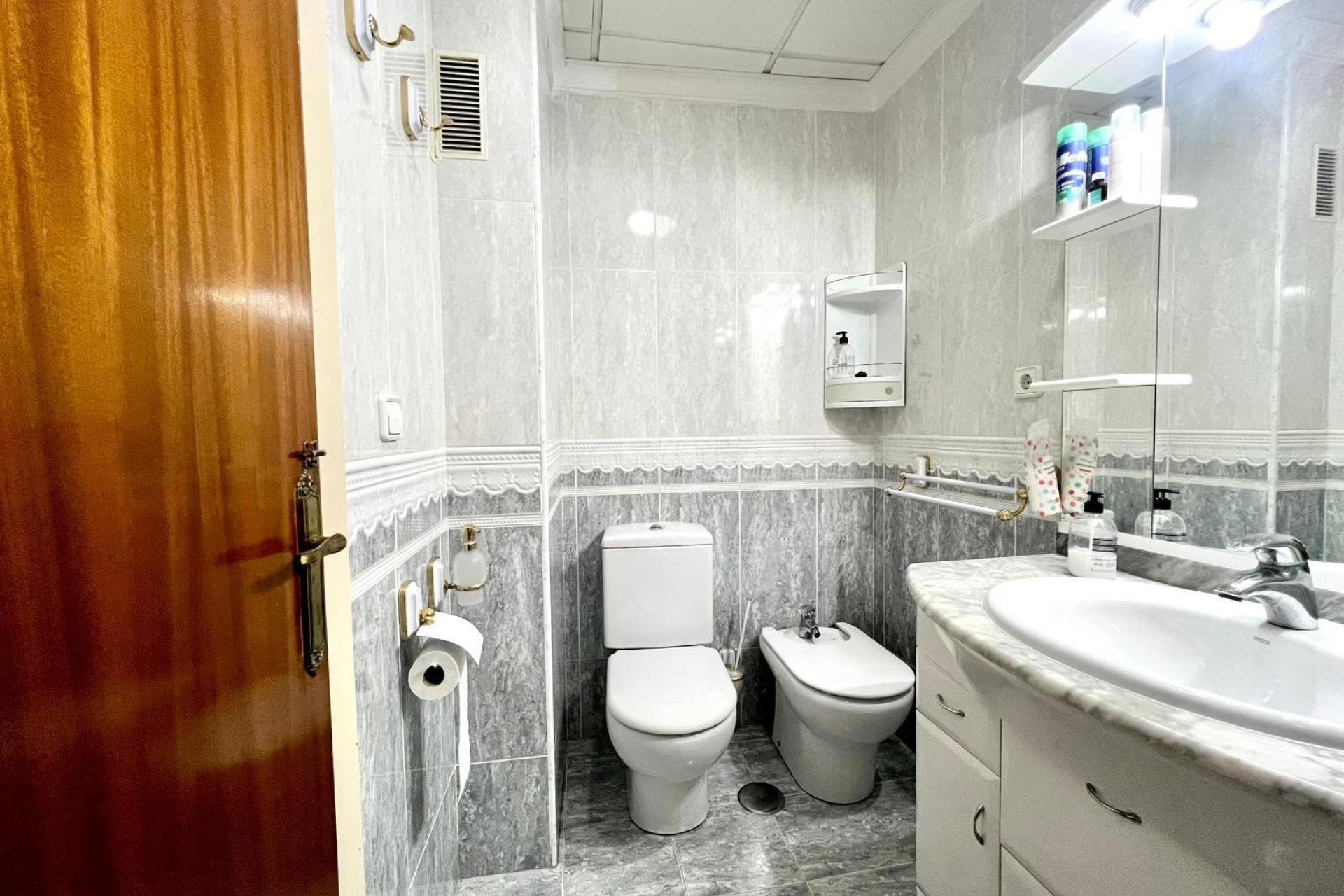 Wiederverkauf - Wohnung - Torrevieja - Paseo Maritimo