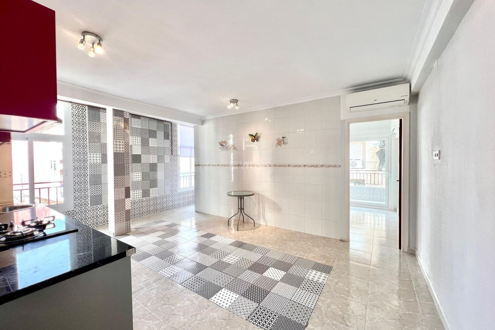 Wiederverkauf - Wohnung - Torrevieja - Paseo Maritimo