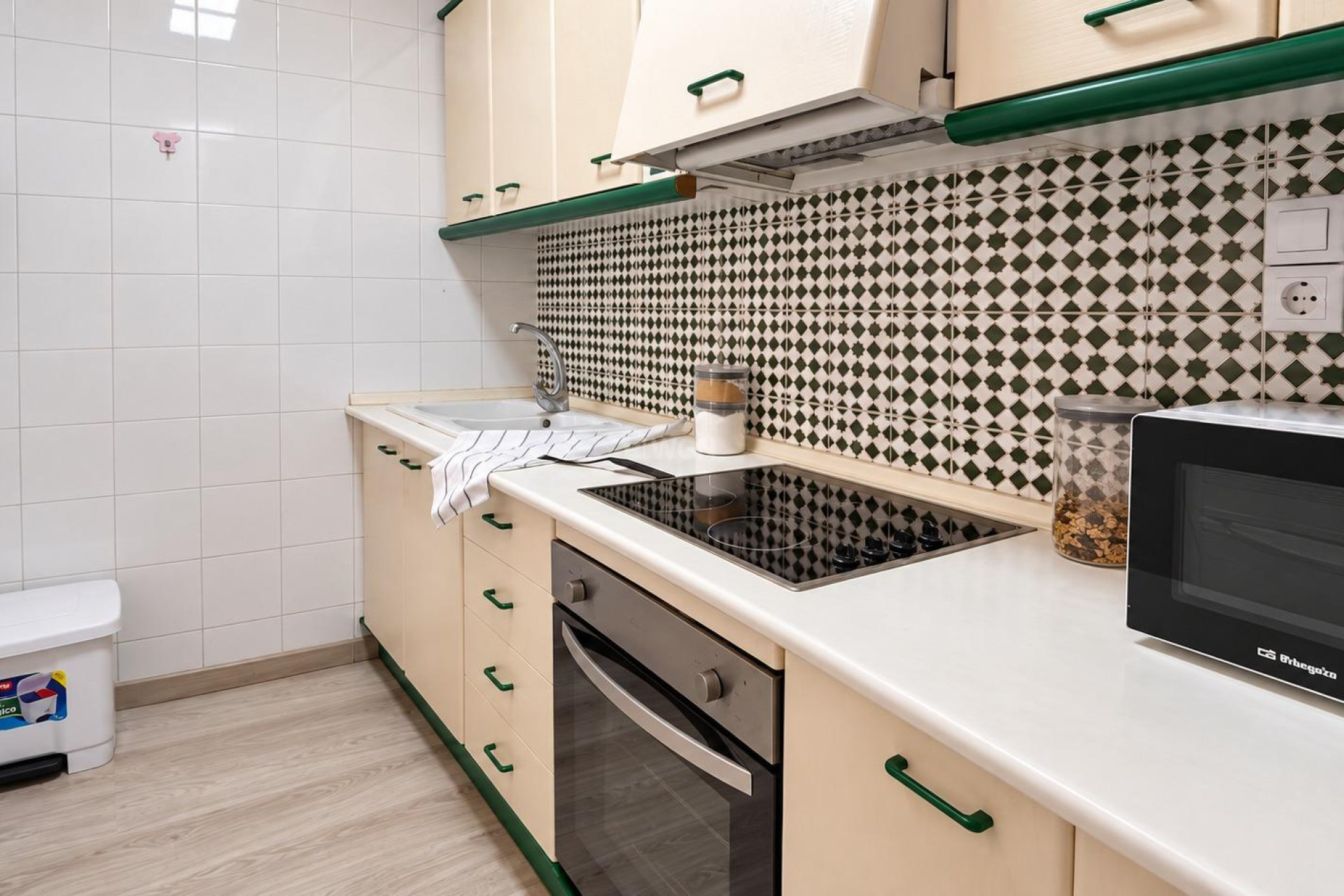 Wiederverkauf - Wohnung - Torrevieja - Playa de los Locos