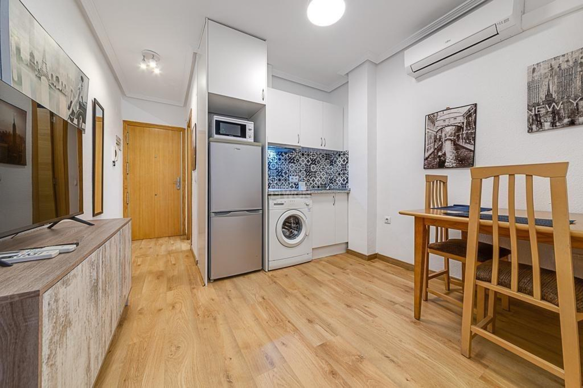 Wiederverkauf - Wohnung - Torrevieja - Playa de los Locos