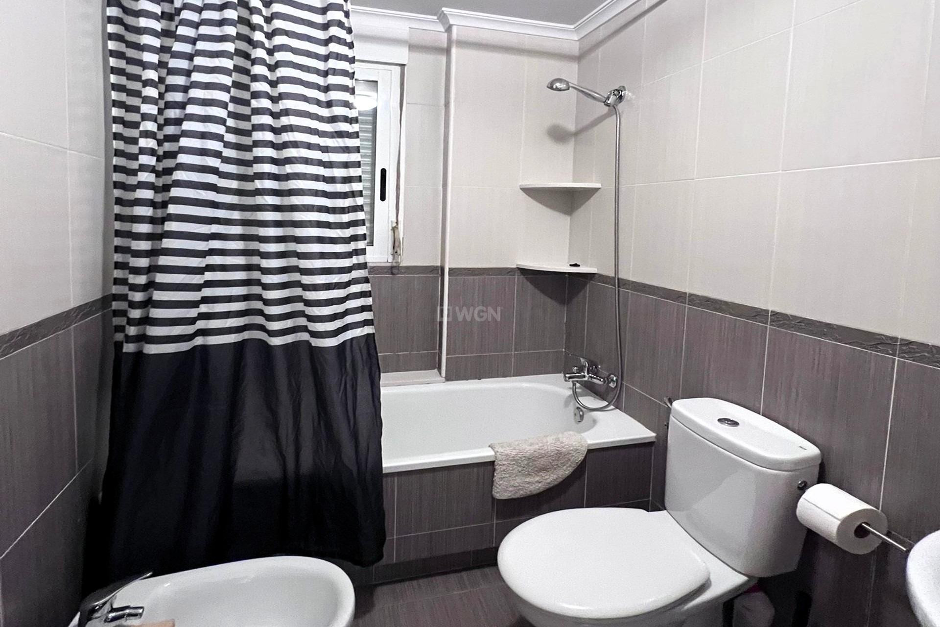 Wiederverkauf - Wohnung - Torrevieja - Playa de los Locos