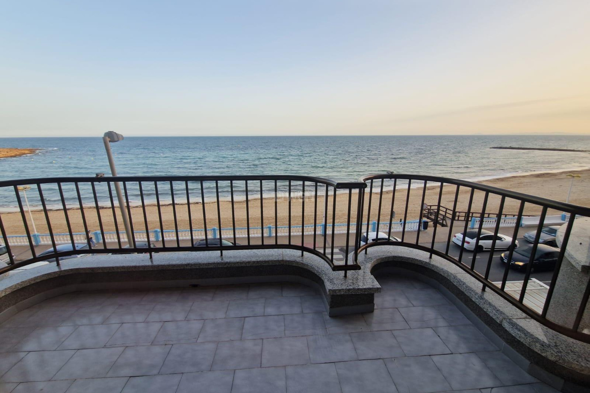 Wiederverkauf - Wohnung - Torrevieja - Playa de los Locos