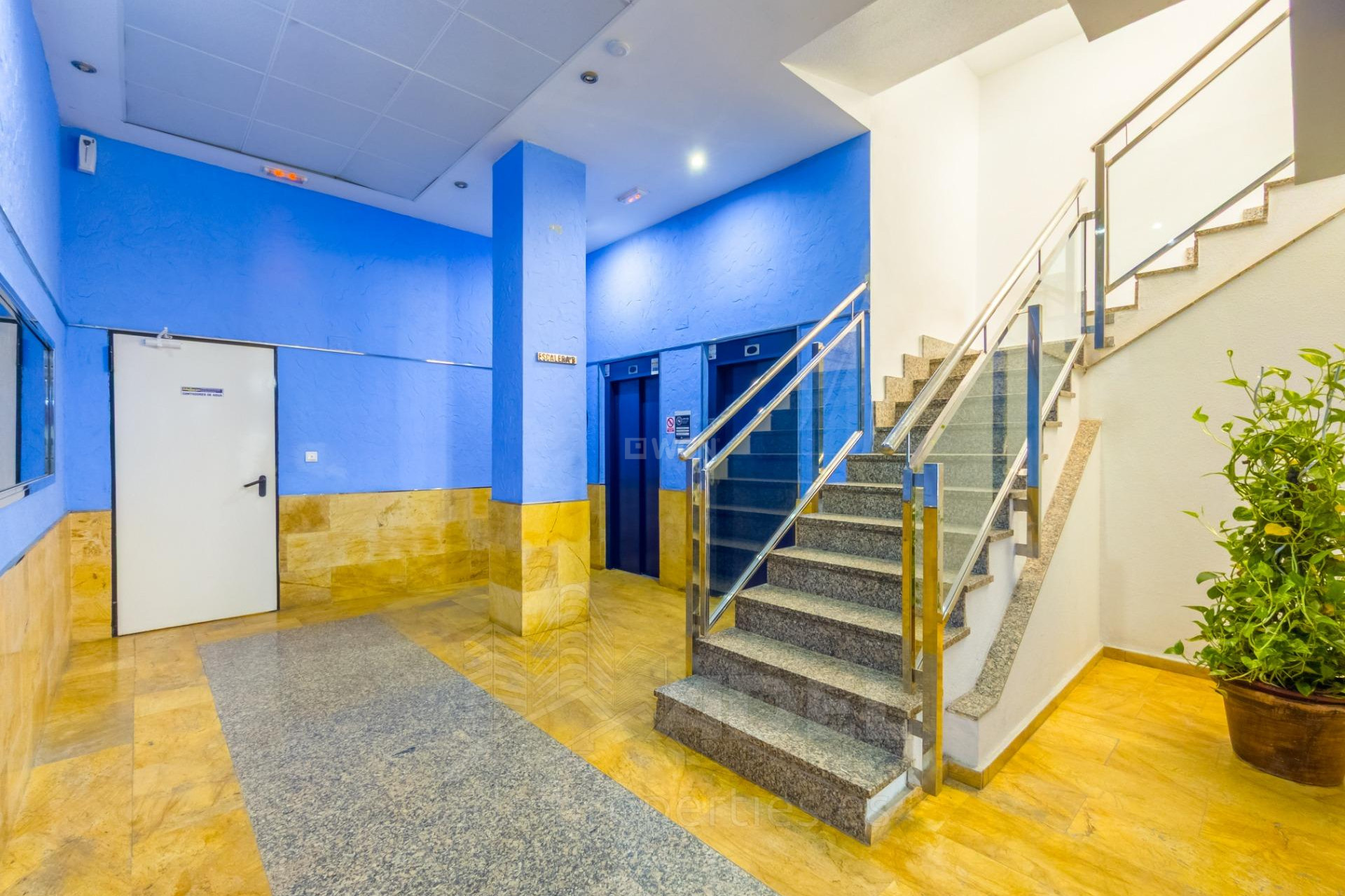 Wiederverkauf - Wohnung - Torrevieja - Playa de los Locos