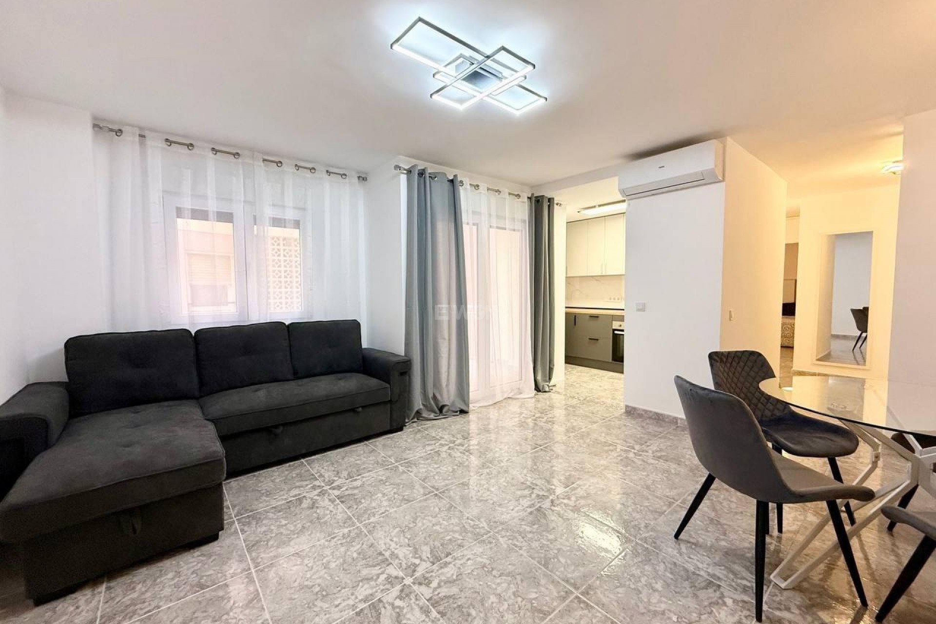 Wiederverkauf - Wohnung - Torrevieja - Playa del Cura