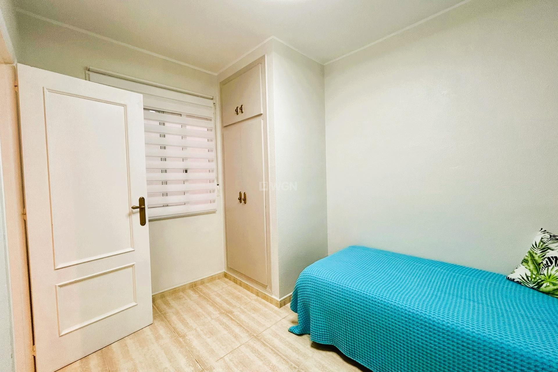 Wiederverkauf - Wohnung - Torrevieja - Playa del Cura