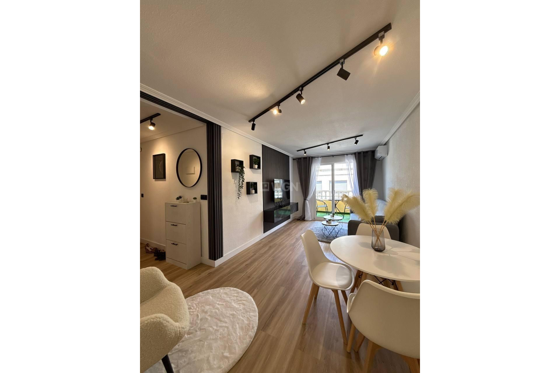 Wiederverkauf - Wohnung - Torrevieja - Playa del Cura