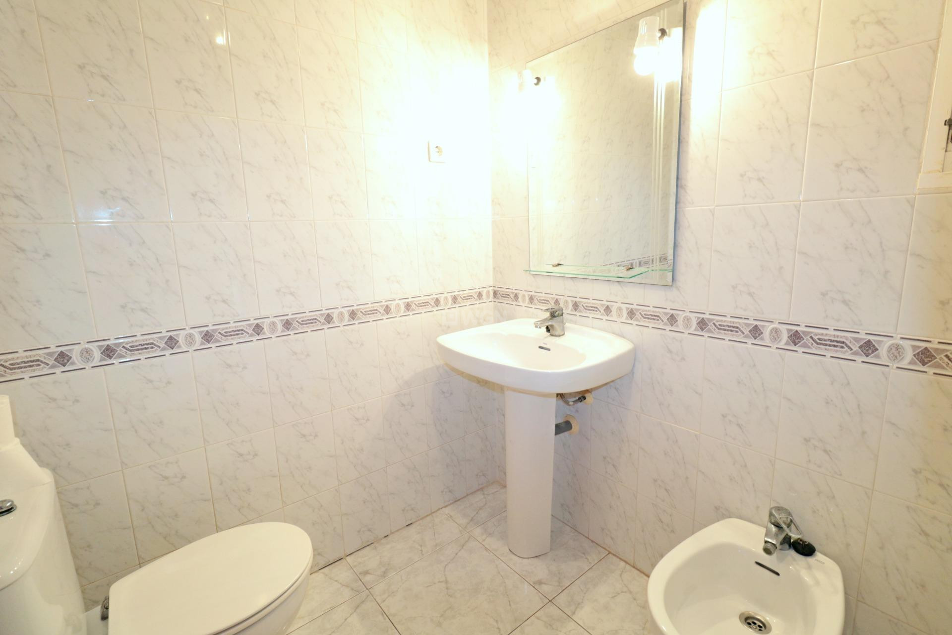 Wiederverkauf - Wohnung - Torrevieja - Playa del Cura