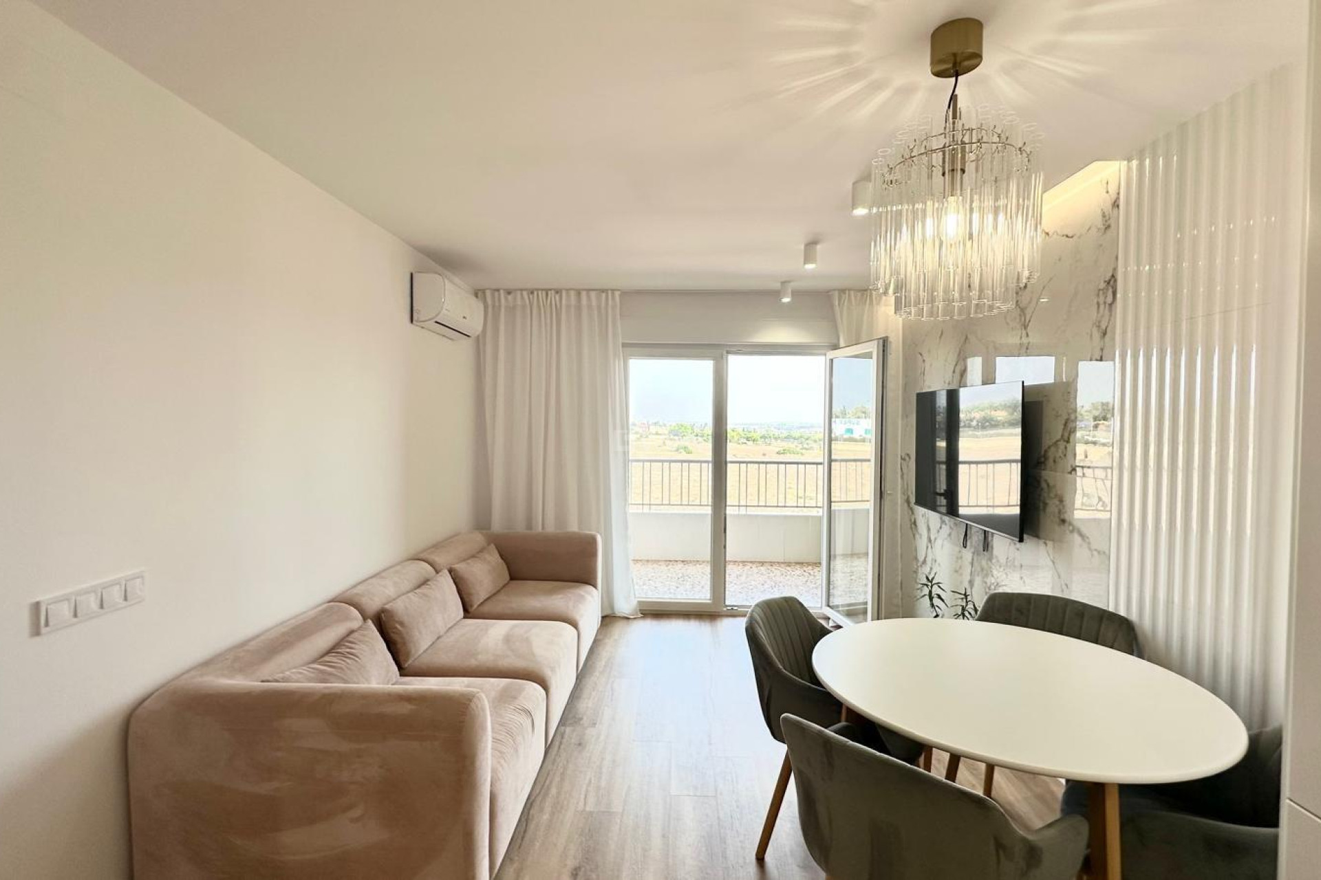 Wiederverkauf - Wohnung - Torrevieja - Punta Prima