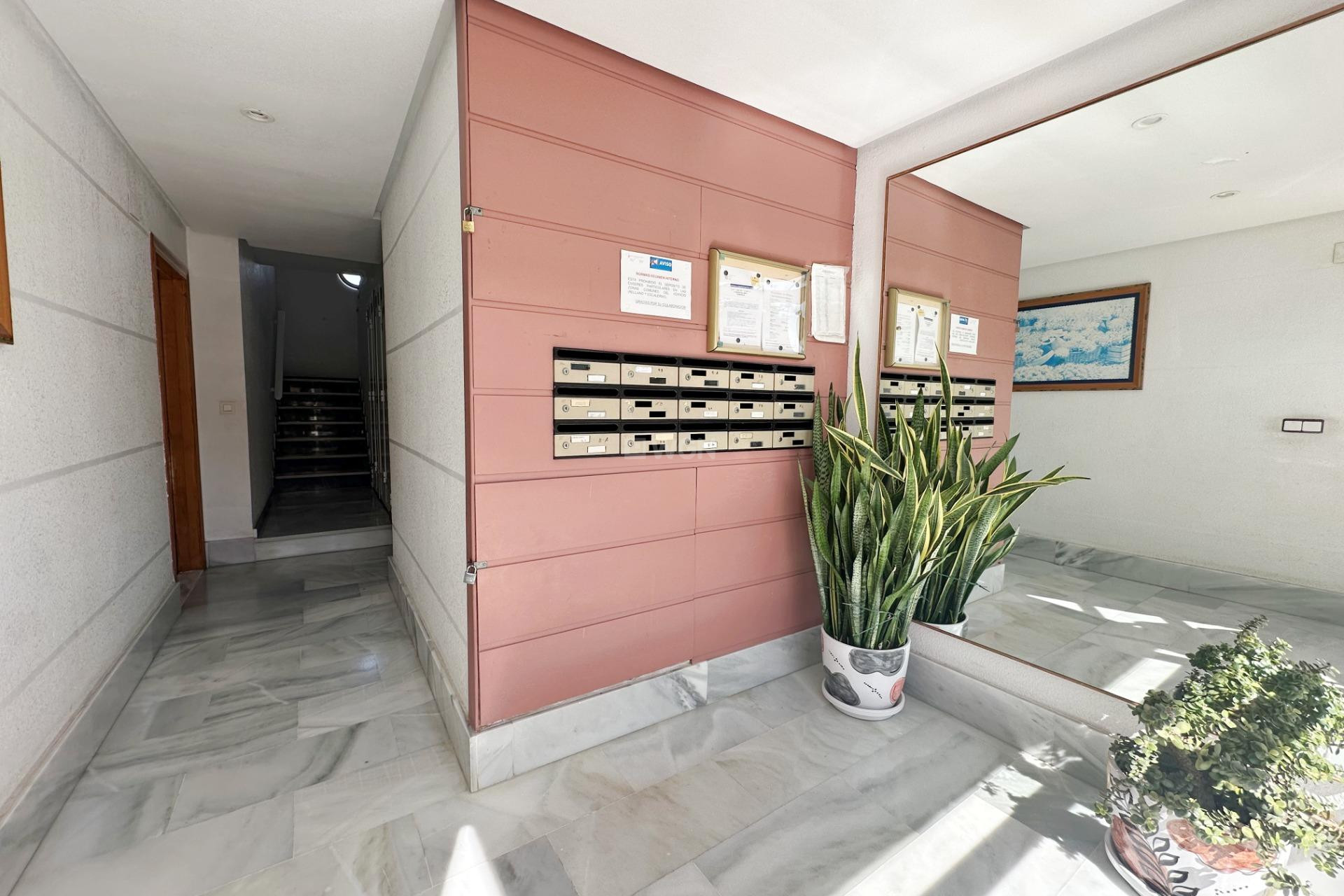 Wiederverkauf - Wohnung - Torrevieja