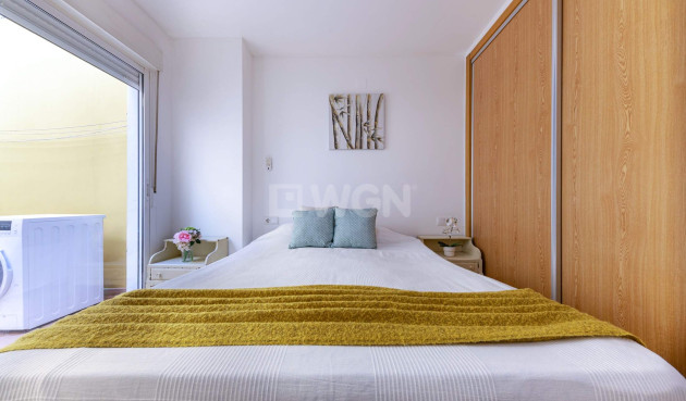 Wohnung - Wiederverkauf - Alicante - Carolinas Bajas