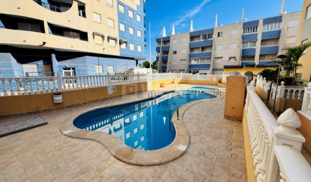 Wohnung - Wiederverkauf - La Mata - Costa Blanca