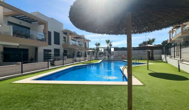 Wohnung - Wiederverkauf - Orihuela Costa - Costa Blanca