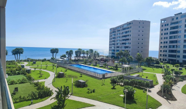 Wohnung - Wiederverkauf - Orihuela Costa - Punta Prima