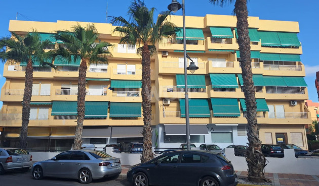 Wohnung - Wiederverkauf - Puerto de Mazarron - Centro
