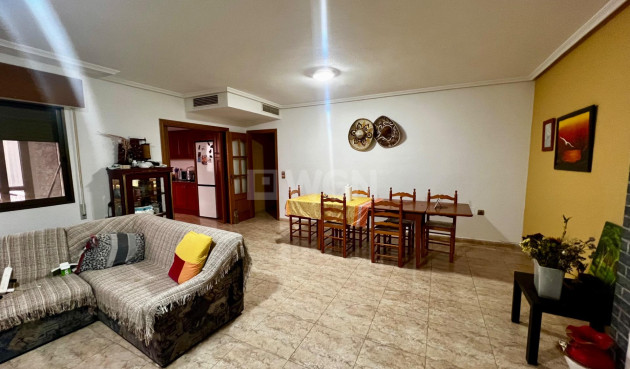 Wohnung - Wiederverkauf - Rojales - Rojales