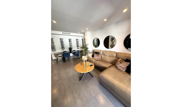 Wohnung - Wiederverkauf - Torrevieja - 13421