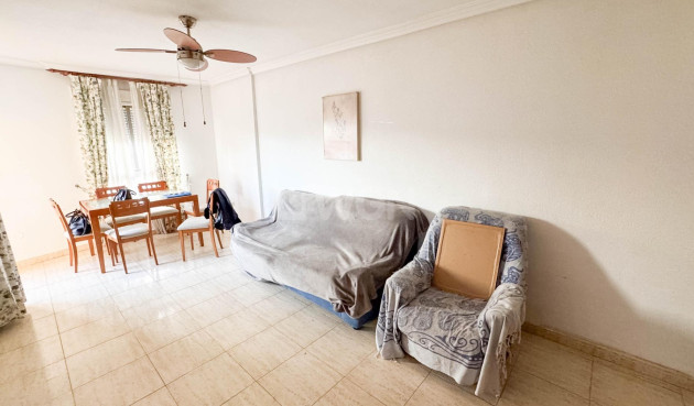 Wohnung - Wiederverkauf - Torrevieja - 15923