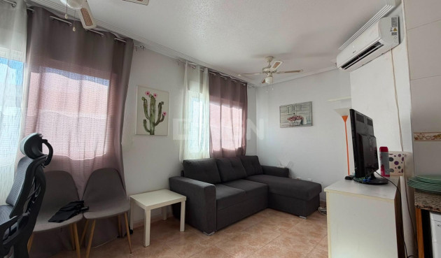 Wohnung - Wiederverkauf - Torrevieja - 43919