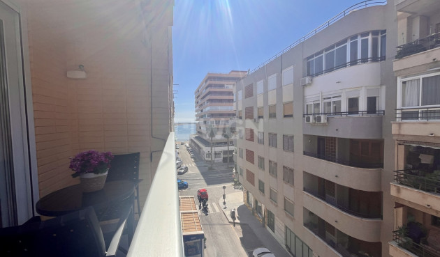 Wohnung - Wiederverkauf - Torrevieja - 56029