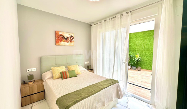 Wohnung - Wiederverkauf - Torrevieja - 66019