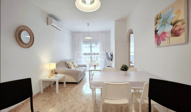 Wohnung - Wiederverkauf - Torrevieja - 71510