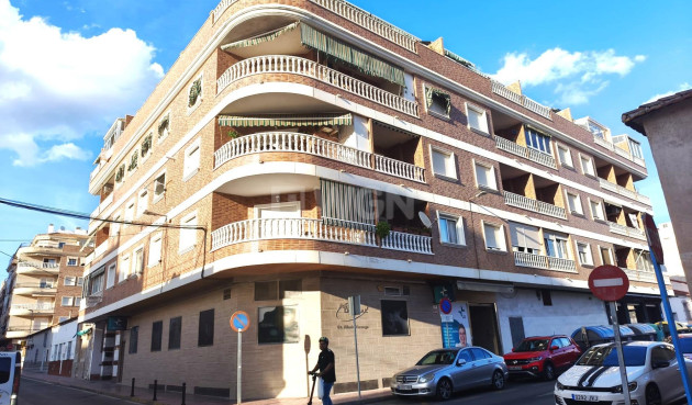 Wohnung - Wiederverkauf - Torrevieja - Centro