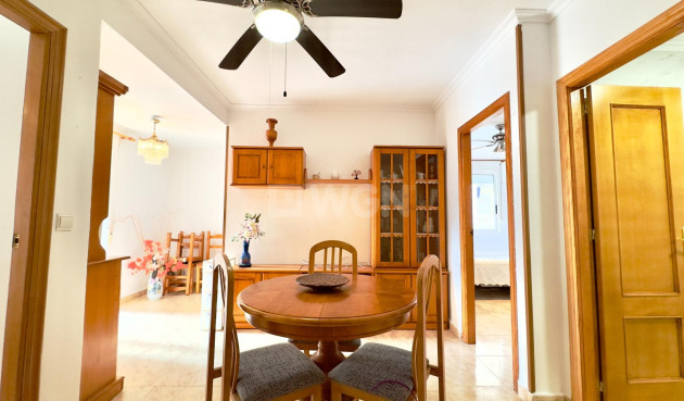 Wohnung - Wiederverkauf - Torrevieja - Centro