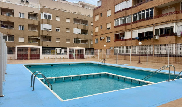 Wohnung - Wiederverkauf - Torrevieja - Centro