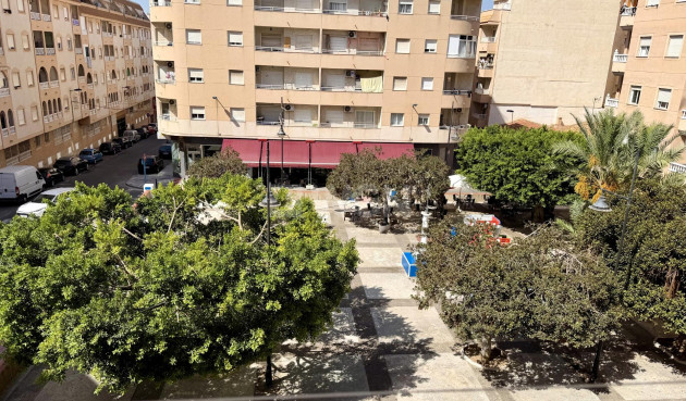 Wohnung - Wiederverkauf - Torrevieja - El Molino
