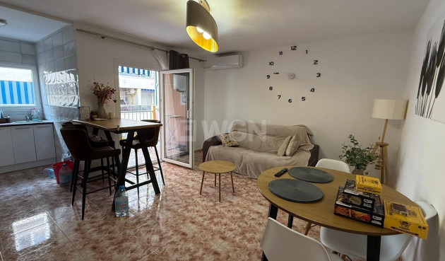 Wohnung - Wiederverkauf - Torrevieja - Playa de los Locos