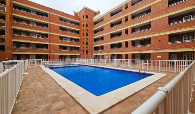 Wohnung - Wiederverkauf - Torrevieja - Playa De Los Naufragos