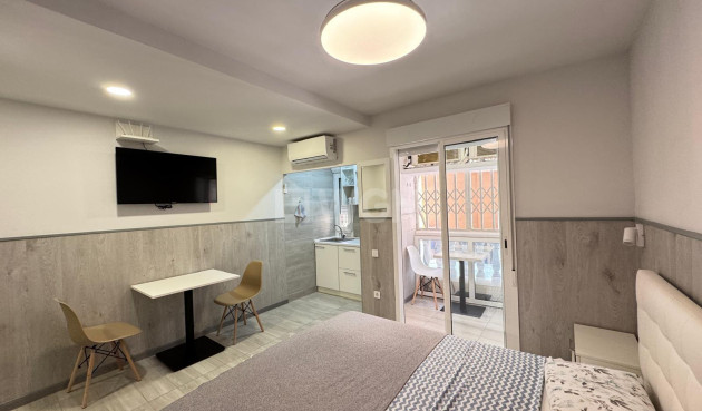 Wohnung - Wiederverkauf - Torrevieja - Playa del Cura