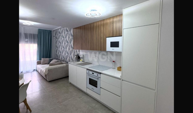 Wohnung - Wiederverkauf - Torrevieja - Playa del Cura