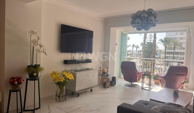 Wohnung - Wiederverkauf - Torrevieja - Torrevieja