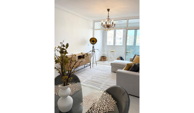 Wohnung - Wiederverkauf - Torrevieja - Torrevieja