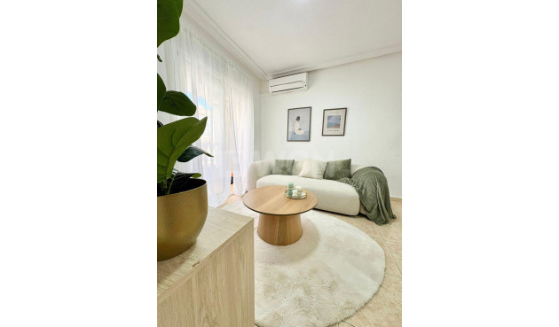 Wohnung - Wiederverkauf - Torrevieja - Torrevieja
