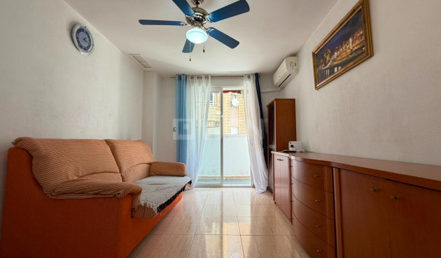 Wohnung - Wiederverkauf - Torrevieja - Torrevieja