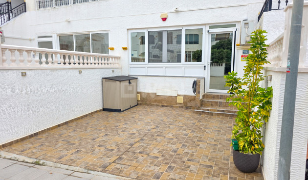 Wohnung - Wiederverkauf - Vistabella Golf Entre Naranjos - Inland