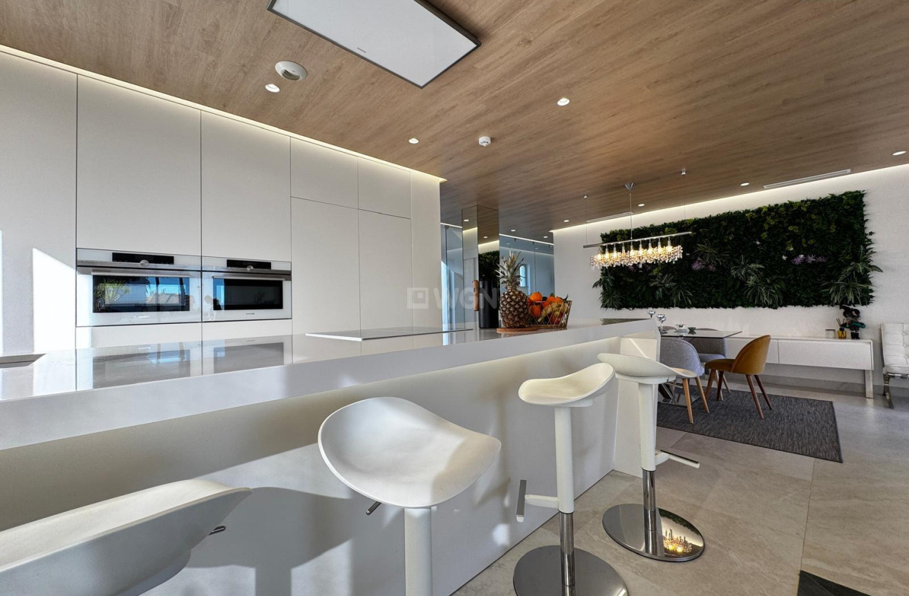 Odsprzedaż - Villa - Orihuela Costa - Campoamor
