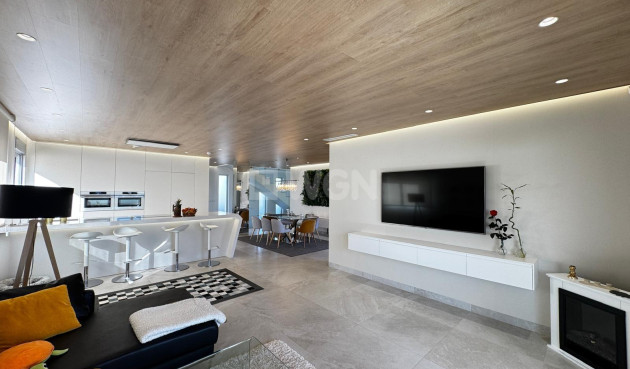 Odsprzedaż - Villa - Orihuela Costa - Campoamor
