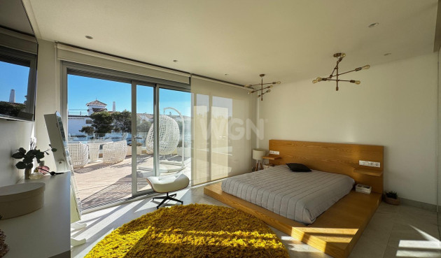 Odsprzedaż - Villa - Orihuela Costa - Campoamor