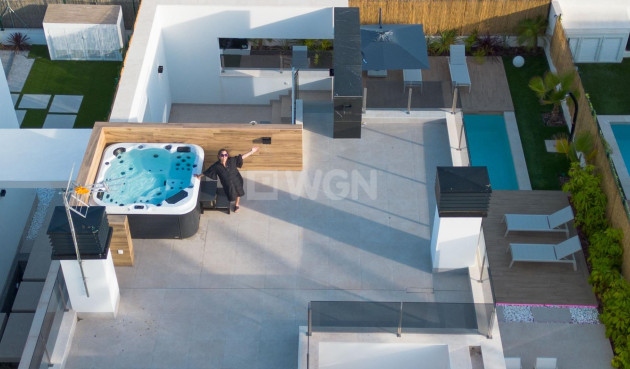 Odsprzedaż - Villa - Torrevieja - Torreta Florida